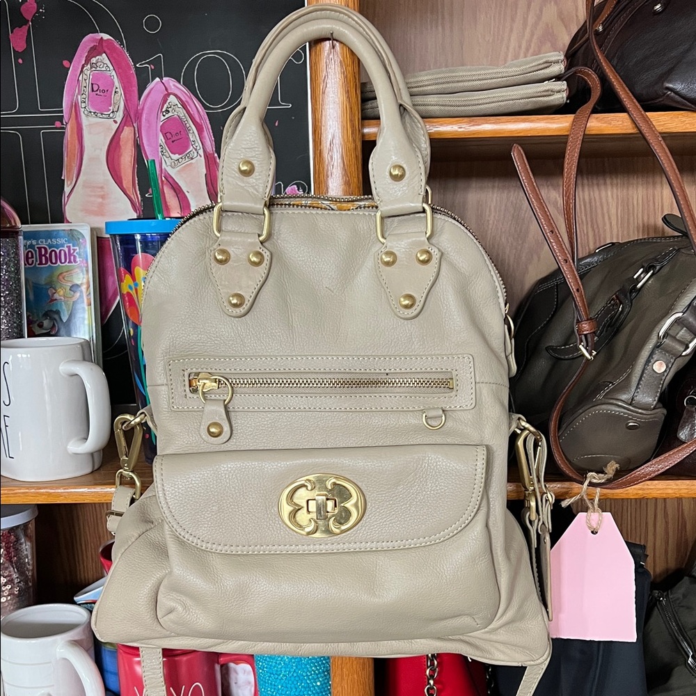 EMMA FOX Elegant Beige Leather Handbag NEW WITHOUT TAGS!